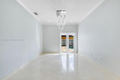 Villa ou maison à louer à Miami Lakes, Floride: 4 chambres, 179.67 m2 № 2041764 - photo 17