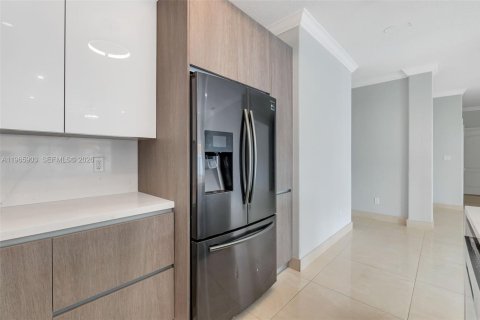 Villa ou maison à louer à Miami Lakes, Floride: 4 chambres, 179.67 m2 № 2041764 - photo 23