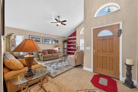 House in Orlando, Florida 4 bedrooms, 198.63 sq.m. № 1793293 - photo 21