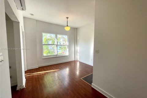 Appartement à louer à Miami Beach, Floride: 1 chambre, 65.96 m2 № 1928875 - photo 10