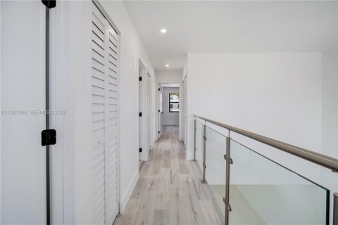 Adosado en venta en Miami, Florida, 4 dormitorios, 178.37 m2 № 2025559 - foto 19