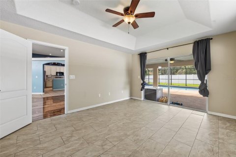 House in Palm Coast, Florida 4 bedrooms, 226.4 sq.m. № 1913602 - photo 16