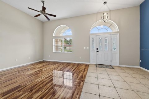 House in Palm Coast, Florida 4 bedrooms, 226.4 sq.m. № 1913602 - photo 3