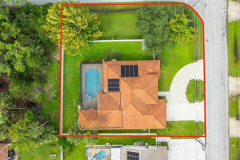 House in Palm Coast, Florida 4 bedrooms, 226.4 sq.m. № 1913602 - photo 30