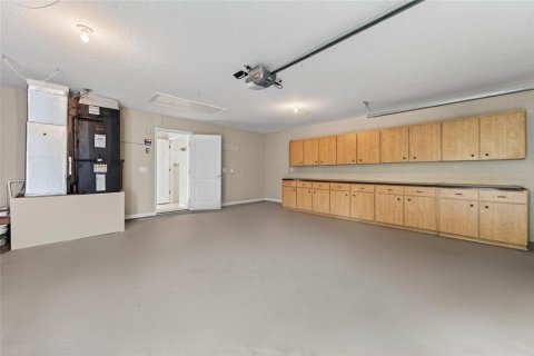 House in Palm Coast, Florida 4 bedrooms, 226.4 sq.m. № 1913602 - photo 25