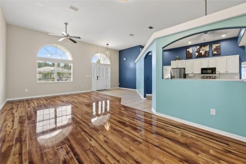 House in Palm Coast, Florida 4 bedrooms, 226.4 sq.m. № 1913602 - photo 2