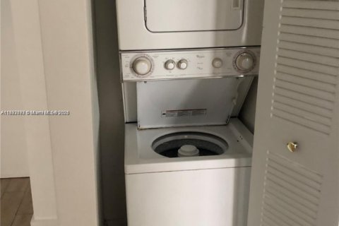 Copropriété à louer à Miami Beach, Floride: 1 chambre, 54.35 m2 № 1930070 - photo 5