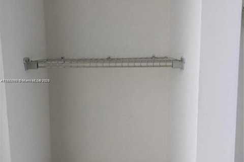 Copropriété à louer à Miami Beach, Floride: 1 chambre, 54.35 m2 № 1930070 - photo 7