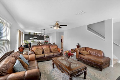 House in Zephyrhills, Florida 4 bedrooms, 225.94 sq.m. № 2155277 - photo 21