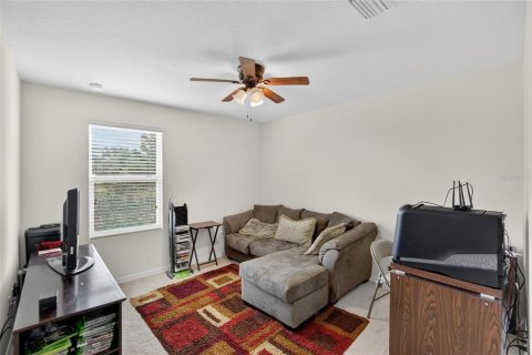 House in Zephyrhills, Florida 4 bedrooms, 225.94 sq.m. № 2155277 - photo 29