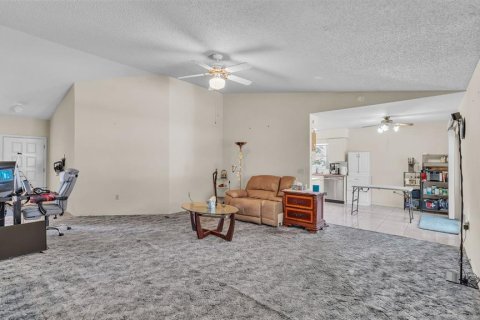 House in Lakeland, Florida 3 bedrooms, 126.16 sq.m. № 1831461 - photo 4