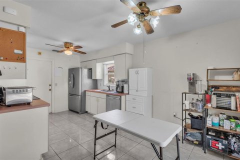 House in Lakeland, Florida 3 bedrooms, 126.16 sq.m. № 1831461 - photo 9