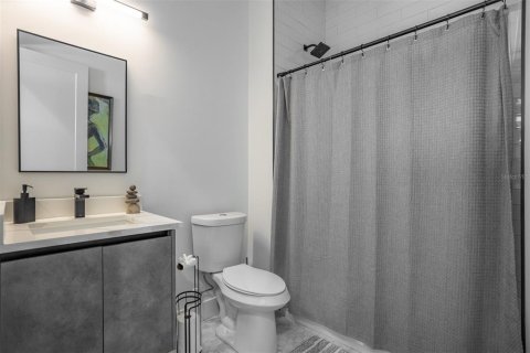 Villa ou maison à vendre à Tampa, Floride: 4 chambres, 239.32 m2 № 2354465 - photo 23