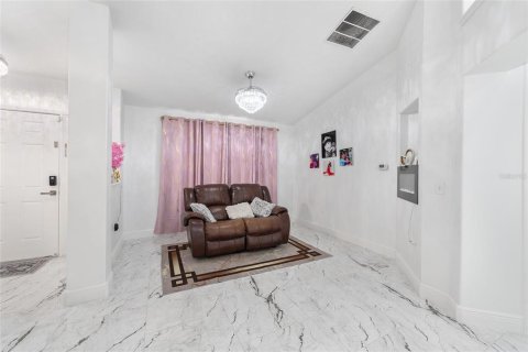 Villa ou maison à vendre à Ocala, Floride: 3 chambres, 176.79 m2 № 1835556 - photo 13