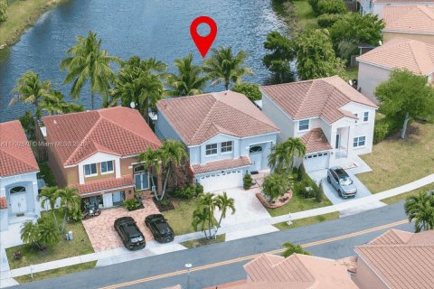 Купить виллу или дом в Маргит, Флорида 3 спальни, 175.21м2, № 1987920 - фото 25