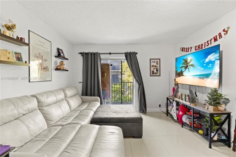 Condominio en venta en Plantation, Florida, 2 dormitorios, 94.76 m2 № 2152590 - foto 2