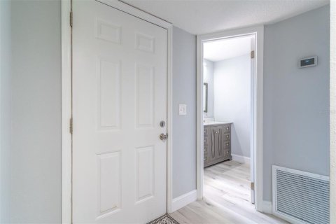 Touwnhouse à vendre à Altamonte Springs, Floride: 3 chambres, 122.07 m2 № 2400952 - photo 8