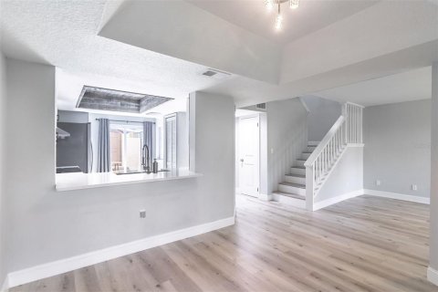 Touwnhouse à vendre à Altamonte Springs, Floride: 3 chambres, 122.07 m2 № 2400952 - photo 18