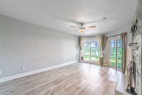 Touwnhouse à vendre à Altamonte Springs, Floride: 3 chambres, 122.07 m2 № 2400952 - photo 26