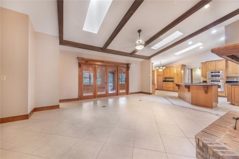 Снять в аренду виллу или дом в Хейнс-Сити, Флорида 11 комнат, 253.44м2, № 1807972 - фото 13
