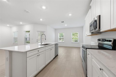 Casa en venta en Gainesville, Florida, 4 dormitorios, 194.72 m2 № 2098056 - foto 13