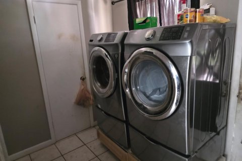 Casa en venta en Webster, Florida, 5 dormitorios, 241.55 m2 № 2354370 - foto 14