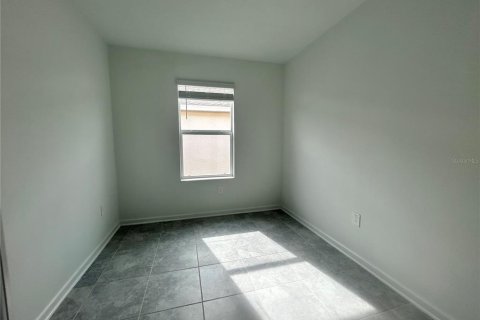 Villa ou maison à louer à Haines City, Floride: 4 chambres, 193.24 m2 № 2352327 - photo 7
