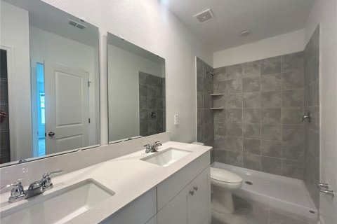 Villa ou maison à louer à Haines City, Floride: 4 chambres, 193.24 m2 № 2352327 - photo 11