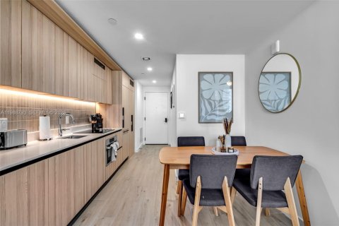 Copropriété à louer à Miami, Floride: 2 chambres № 2240678 - photo 11