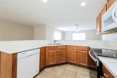 Casa en alquiler en Poinciana, Florida, 3 dormitorios, 129.78 m2 № 2259335 - foto 5