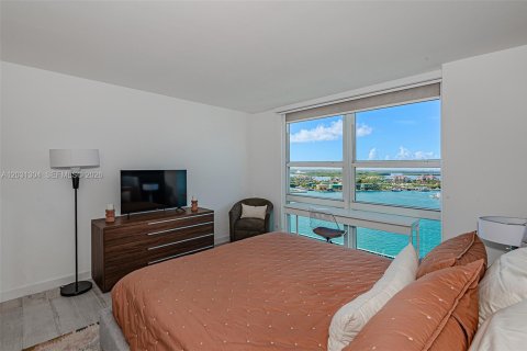 Condo in Miami Beach, Florida, 1 bedroom № 2086354 - photo 16
