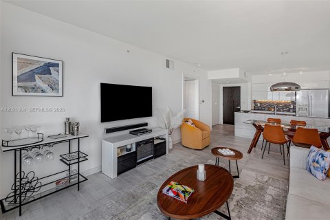 Condo in Miami Beach, Florida, 1 bedroom № 2086354 - photo 6