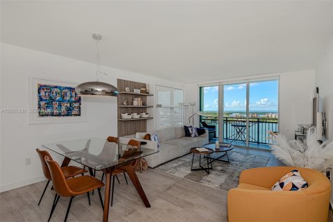 Condo in Miami Beach, Florida, 1 bedroom  № 2086354