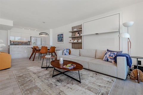 Condo in Miami Beach, Florida, 1 bedroom № 2086354 - photo 7