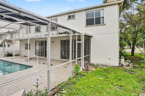 House in Apopka, Florida 5 bedrooms, 360.09 sq.m. № 2259137 - photo 28