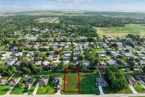 Casa en venta en Leesburg, Florida, 3 dormitorios, 180.97 m2 № 2308475 - foto 19
