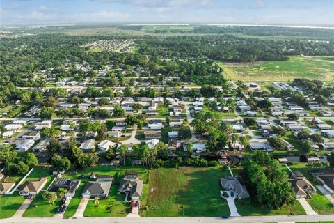 Casa en venta en Leesburg, Florida, 3 dormitorios, 180.97 m2 № 2308475 - foto 9