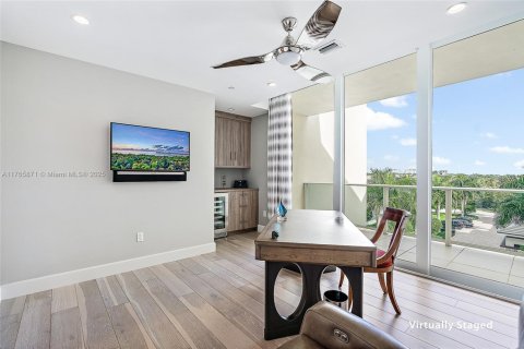 Condo in Palm Beach Gardens, Florida, 2 bedrooms  № 1867283 - photo 17