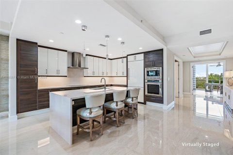 Condo in Palm Beach Gardens, Florida, 2 bedrooms  № 1867283 - photo 9