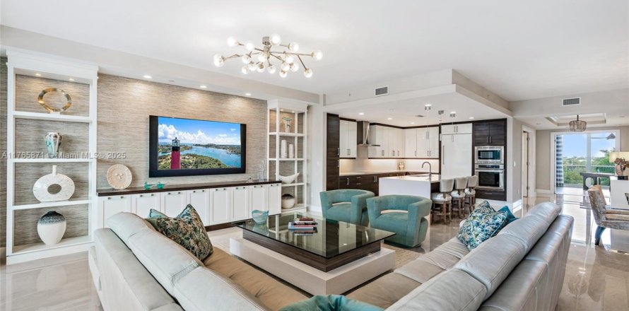 Condo in Palm Beach Gardens, Florida, 2 bedrooms  № 1867283