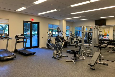 Condominio en alquiler en Miami, Florida, 1 dormitorio, 76.92 m2 № 2030968 - foto 12