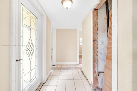 Casa en venta en Miami Lakes, Florida, 4 dormitorios, 180.23 m2 № 1927218 - foto 21