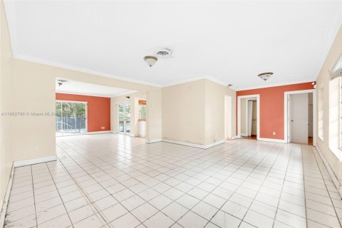 Casa en venta en Miami Lakes, Florida, 4 dormitorios, 180.23 m2 № 1927218 - foto 22