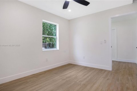 Купить виллу или дом в Санрайз, Флорида 3 спальни, 110.27м2, № 1924919 - фото 18