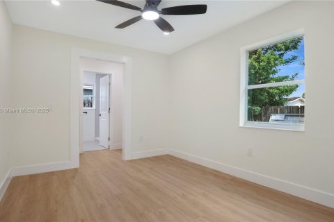 Купить виллу или дом в Санрайз, Флорида 3 спальни, 110.27м2, № 1924919 - фото 15