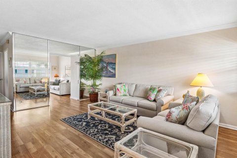 Copropriété à vendre à Ocean Ridge, Floride: 2 chambres, 93.92 m2 № 2087774 - photo 3