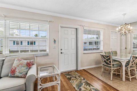 Copropriété à vendre à Ocean Ridge, Floride: 2 chambres, 93.92 m2 № 2087774 - photo 2
