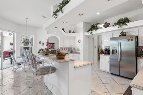 Casa en venta en Land O' Lakes, Florida, 4 dormitorios, 242.29 m2 № 1608668 - foto 16