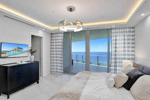 Купить кондоминиум в Форт-Лодердейл, Флорида 3 комнаты, 513.29м2, № 2083471 - фото 12