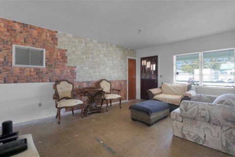 Villa ou maison à vendre à Gulfport, Floride: 2 chambres, 81.75 m2 № 1642118 - photo 6